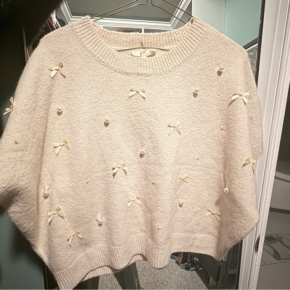 Entro Cream Sweater with Bow Details